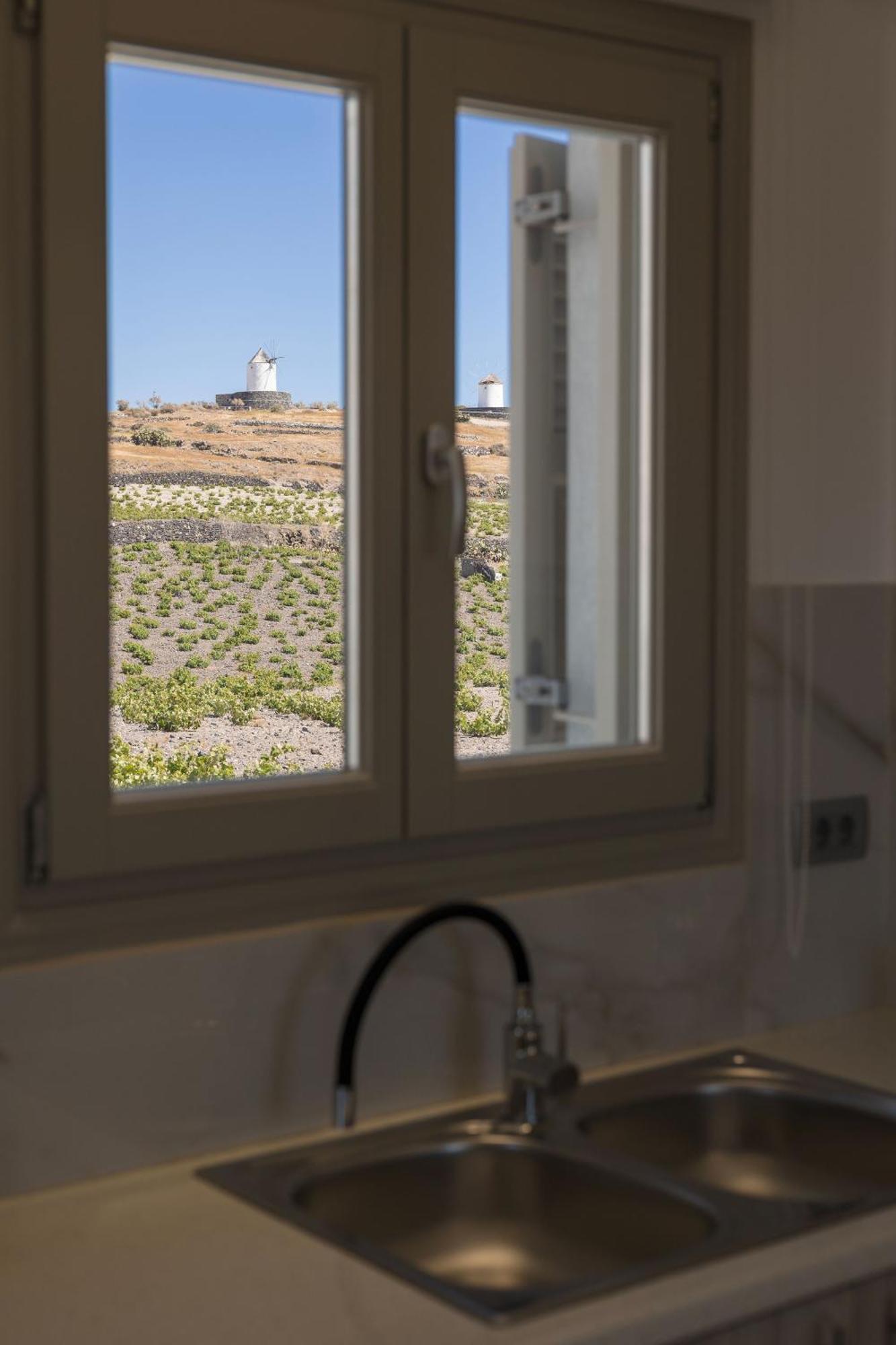 Windmillside Luxury Villas Emporio  Eksteriør billede